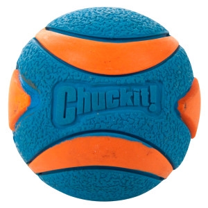 Chuckit Ultra Squeaker Ball,  M